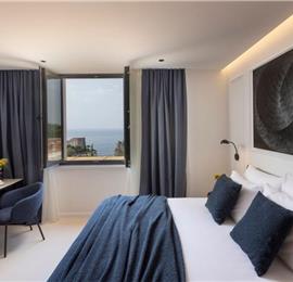 7 Bedroom Villa with Infinity Pool and Sea Views in Dubrovnik, Sleeps 14